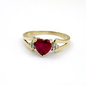 14K Gold Ruby Cut Heart w Diamonds Ring Size 5.5